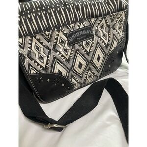 Union Bay Messenger Bag Large Womens Black White Geometric Design